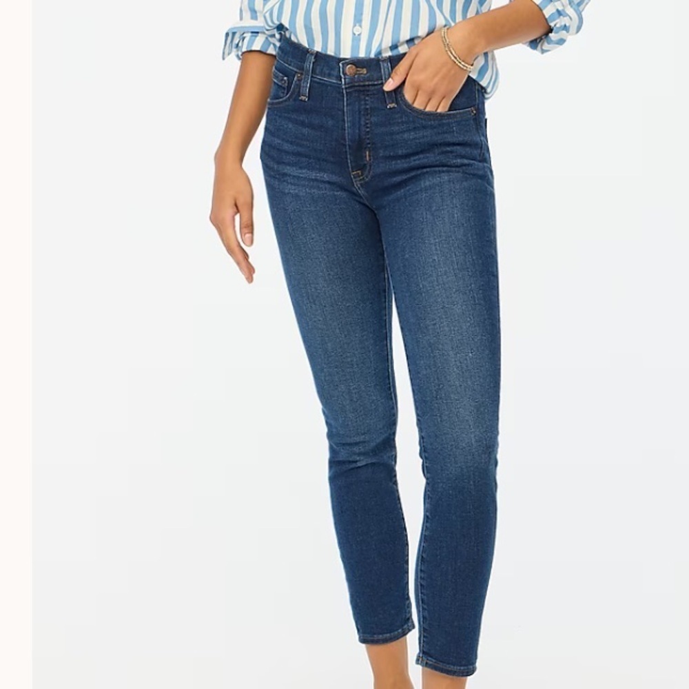 J crew 9" mid-rise skinny jean in signature stretch